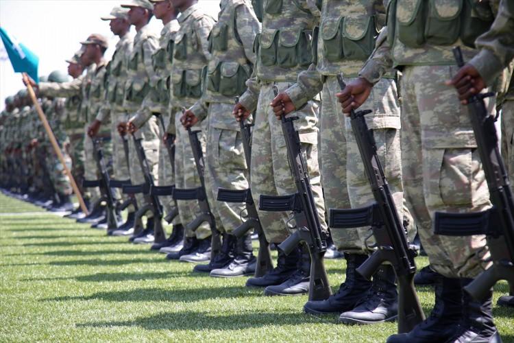 <p>Somali'nin başkenti Mogadişu'daki Türk askeri eğitim merkezi ilk mezunlarını verdi.</p>

