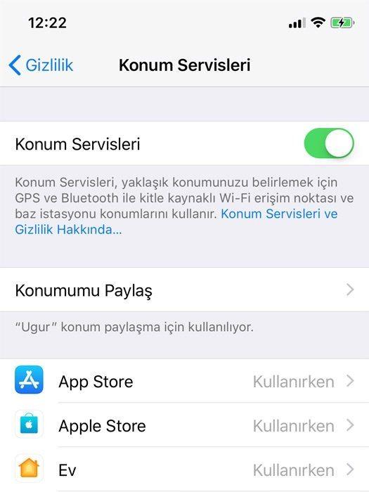 <p><strong>KONUM SERVİSLERİ</strong></p>

<p>Konum servisleri üstünde de birkaç ince ayar yapabilirsiniz. iOS 11 konumlar için kullanıcıya daha fazla kontrol sunuyor. Herhangi bir uygulamanın sadece "kullanırken" konuma ulaşmasını seçebilirsiniz. Konum servisine Ayarlar>Gizlilik kısmından ulaşabilirsiniz. </p>
