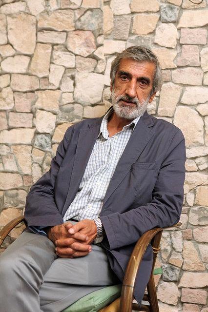 <p><strong>ALİ TEKİNTÜRE </strong></p>
<p>'Tanrım Beni Baştan Yarat', 'Sürünüyorum', 'Dilek Taşı', 'Benim İçin Üzülme', 'Hangimiz Sevmedik' gibi efsanevi şarkıların söz yazarı Ali Tekintüre, 15 Aralık'ta hayatını kaybetti.</p>
