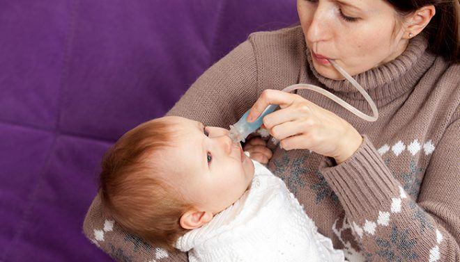 <p>2- Bebeğinizin burnundan rahat nefes alması için aspiratör kullanmalısınız.</p>
