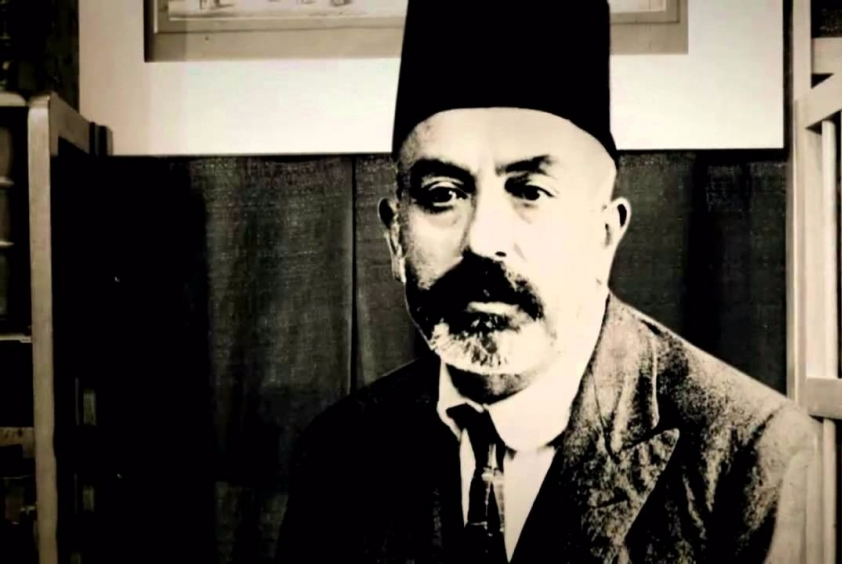 <p>Bugün İstiklal Marşı şairi Mehmed Akif Ersoy'un vefatının 81. yıl dönümü. İşte Akif'in hayatıyla ilgili daha önce görmediğiniz fotoğraflar ile bilmediğiniz anekdotlar...</p>
