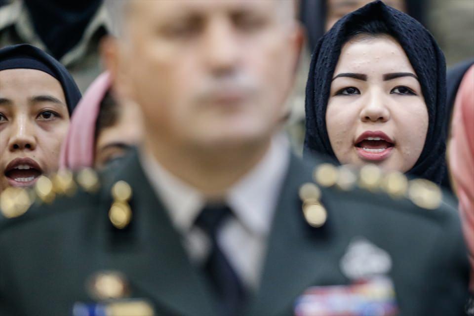 <p>Kültür gezilerinin de düzenlendiği eğitim programı kapsamında 3. Piyade Eğitim Tugay Komutanlığında, temel sınıf eğitimi kapanış töreni düzenlendi.</p>
<p> </p>