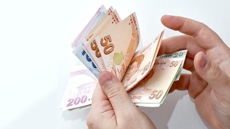 <p>2018'de trafik cezaları %14,47 artacak.</p>