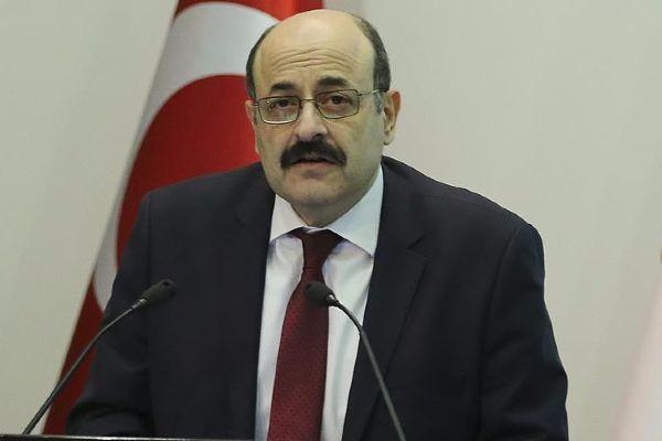 <p>YÖK Başkanı Prof. Dr. Saraç, üniversiteye girişte ise sınavsız bir modelin söz konusu olmadığını ifade ederek, "Yükseköğretimde üzerinde iyi çalışılmayan büyük radikal değişikliklerin bazen yıkıcı tesirleri olabilir. Bundan dolayı giriş sistemini daha yalınlaştıran, daha sade bir sınav sistemine yönelik bir hazırlığımız var." açıklamasında bulundu.</p>

<p> </p>
