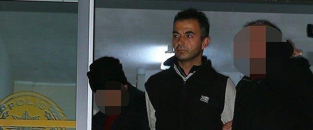 <p>İstanbul 18. Ağır Ceza Mahkemesi, Sabancı suikastının tutuklu sanığı İsmail Akkol'un yargılandığı davayı karara bağladı. Akkol, ağırlaştırılmış müebbet hapis cezasına çarptırıldı. Davanın firari sanığı Fehriye Erdal'ın dosyasının ise ayrılmasına hükmedildi.Adalet Bakanı Bekir Bozdağ, Amerika Birleşik Devletleri'ne giderek FETÖ elebaşı Gülen'in iadesine ilişkin ABD'li yetkililerle görüşme yaptı.</p>

<div> </div>

<p> </p>
