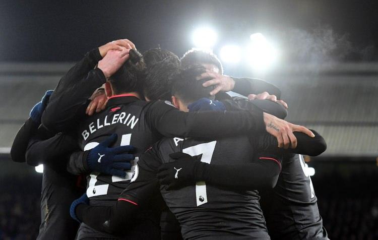<p>10- Arsenal</p>
