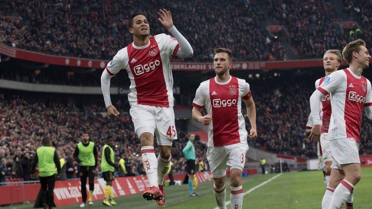 <p>12- Ajax</p>

