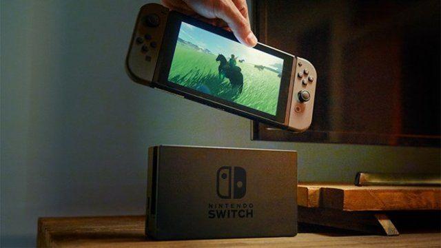<p>Nintendo'nun hibrit oyun konsolu Nintendo Switch, Mart 2017'de kullanıcılar ile buluşacak.</p>
