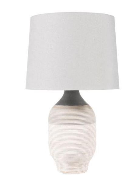 <p><strong>CARMEN ABAJUR LARGE</strong></p>

<p>516 TL</p>
