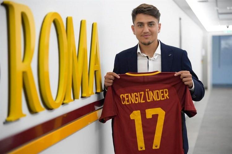 <p><strong>Cengiz Ünder<br />
<br />
Başakşehir'den Roma'ya<br />
<br />
13,40 mil. €</strong></p>
