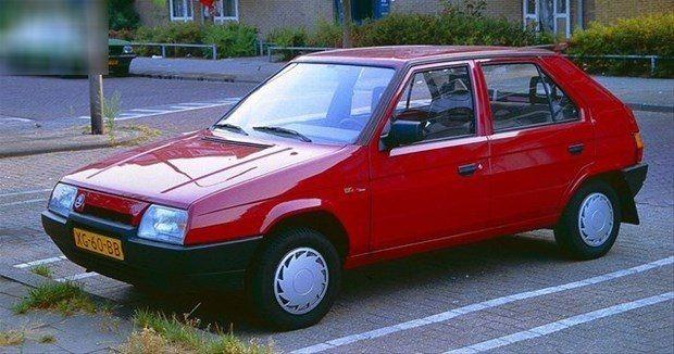 <p>49. Skoda Favorit</p>
