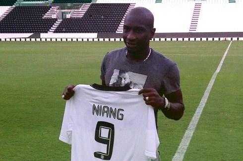 <p><strong>Mamadou Niang<br />
<br />
Fenerbahçe'den Al-Sadd'a<br />
<br />
7,50 mil. €</strong></p>
