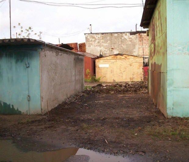 <div>İşte dünyanın en garip evlerinden biri olan bu evin yapım aşaması...</div>

<div> </div>

