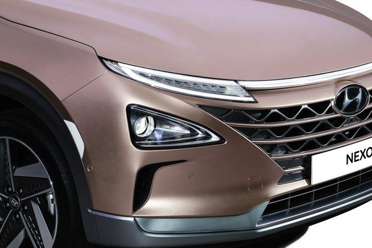 <p>Önceki jenerasyonlara göre daha hafif ve daha ferah bir kabine sahip olan NEXO, Hyundai'nin büyümekte olan eko-araç portföyünün en son üyesi ve otomotiv sektöründeki en çeşitli güç aktarma organı dizilimine sahip CUV modellerden biri.</p>
