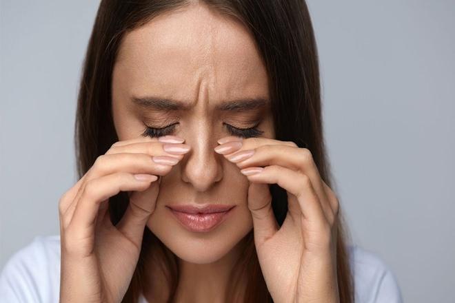 <p>Her hafta günde 2 defa olmak üzere bu işlemi uygularsanız, göz ağrılarınız kısa sürede geçecektir.</p>
