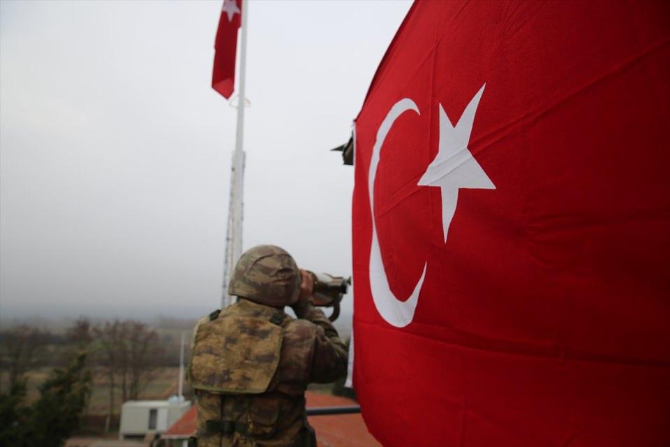 <p><strong>Kaçakların tercihi Yunanistan sınırı </strong></p>
<p>Avrupa sınırında bulunan Edirne'de, kaçakların hem Bulgaristan hem de Yunanistan'a sınırı olmasına rağmen daha çok Yunanistan sınırında yakalandığı öğrenildi. </p>