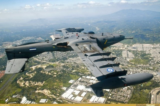 <p>EL SALVADOR - 15 SAVAŞ UÇAĞI</p>
<p>15 X A-37</p>