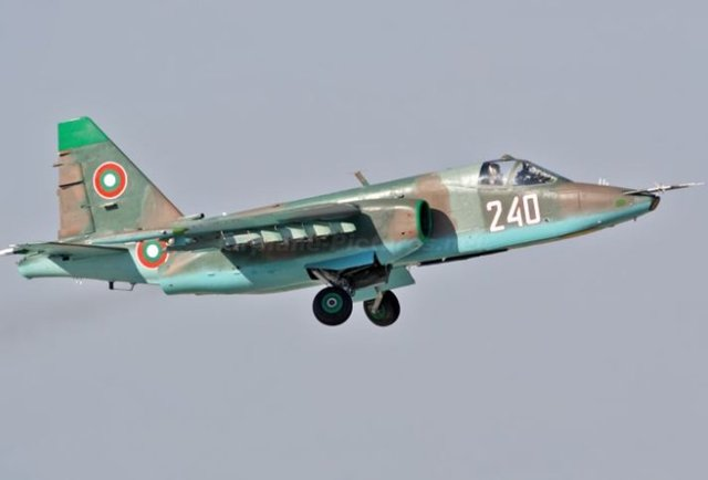 <p>BULGARİSTAN - 32 SAVAŞ UÇAĞI</p>
<p>20 X MiG-29 </p>
<p>12 X Su-25 </p>