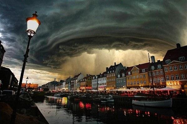 <p>Cennetin kapısı Danimarka’nın başkenti Kopenhag’da açılınca… </p>

<p> </p>

