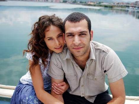<div><strong>Fırtına</strong></div>

<div> </div>

<div>Rize'de çekilmişti.</div>
