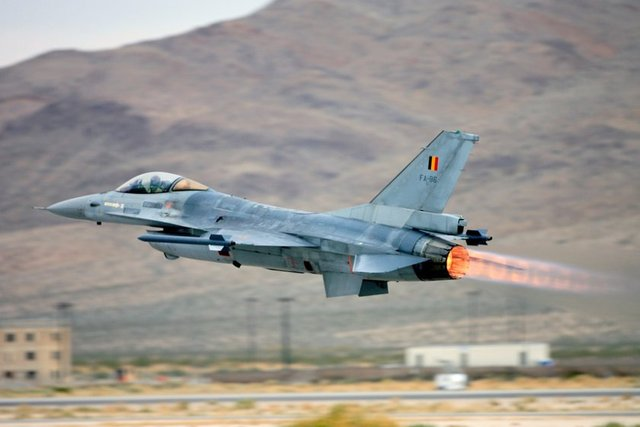 <p>BELÇİKA - 45 SAVAŞ UÇAĞI</p>
<p>45 X F-16A</p>