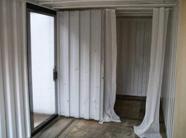 <div>Klima, mikrodalga fırın ve bulaşık makinesi bile olan konteynırın geniş de bir verandası bulunuyor.</div>

<div> </div>
