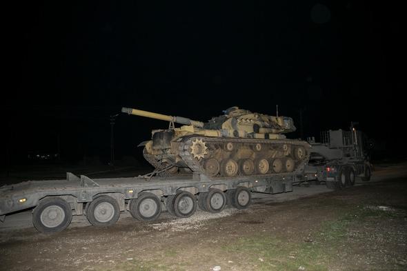<p>Gazete haberinde saldırı başlatılan Afrin ve çevresinde 360 köyün bulunduğunu yazdı.</p>