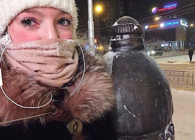 <p>Peki Yakutsk şehri nerede yer alıyor, nasıl bir yer ya da burada kaç kişi yaşıyor?</p>

<p> </p>

<ul>
</ul>

<ul>
</ul>
