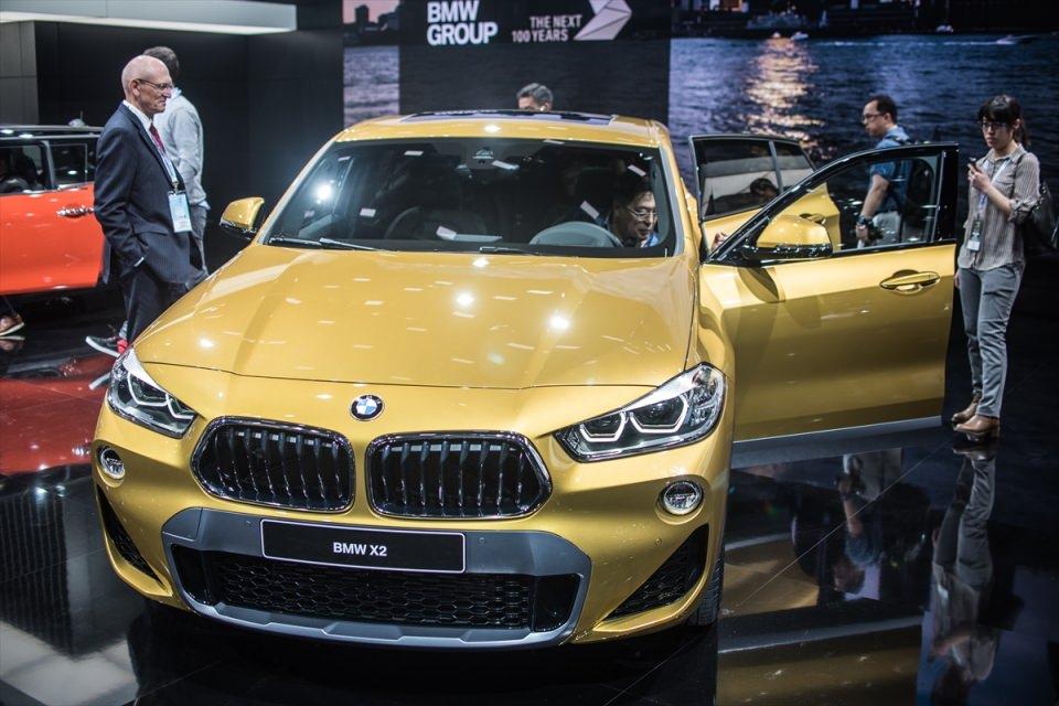 <p>BMW X2</p>

