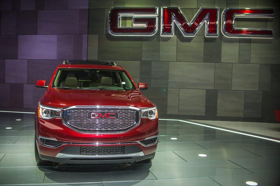 <p>GMC Terrerin Denali</p>
