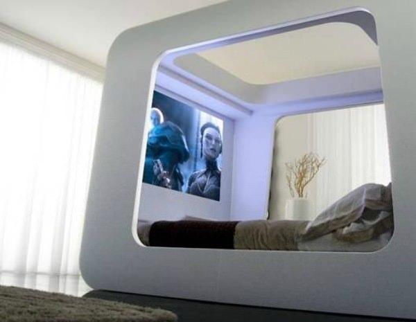<p><strong>Akıllı yatak</strong></p>

<p>İçerisinde ses sistemi, projektör ve PC bulunan bu akıllı yataktan hiç çıkmak istemeyeceksiniz.</p>
