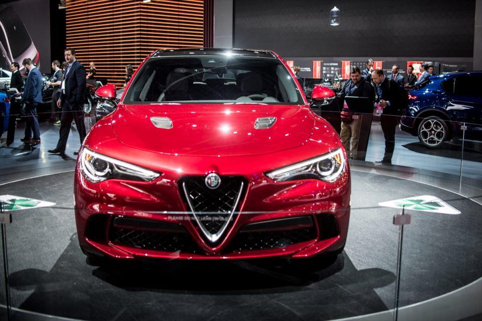<p>Alfa Romeo Giulia</p>
