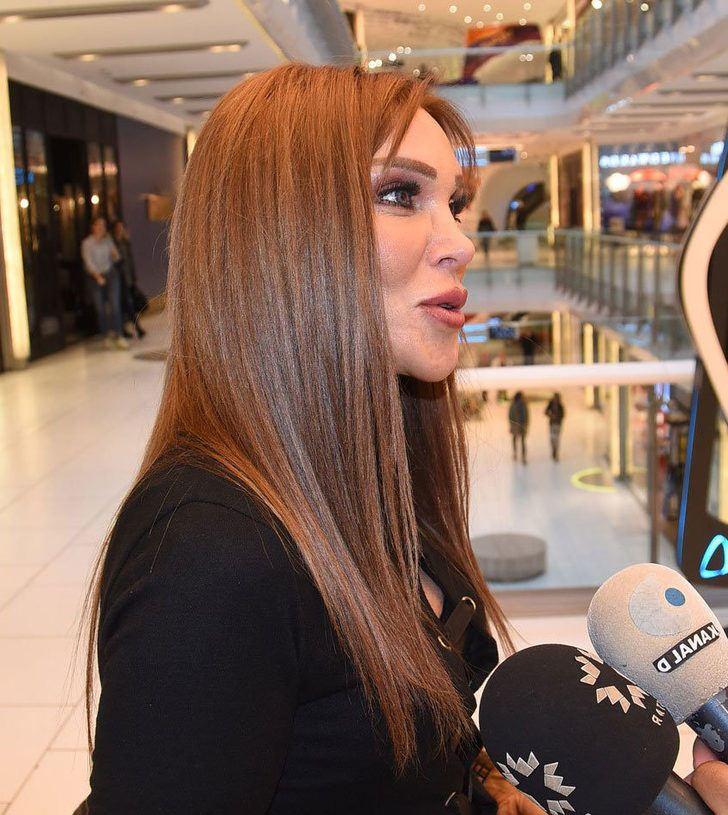 <p><strong>Seren Serengil</strong></p>

<p>"Muhtaç olduğunuz kudret damarlarınızdaki asil kanda mevcuttur" dualarımız sizinle biz de sizinleyiz… Erkeğiyle, kadınıyla, çocuğuyla, yaşlısıyla, genciyle 80 milyonluk… Dünyanın en büyük ordusuyuz.</p>
