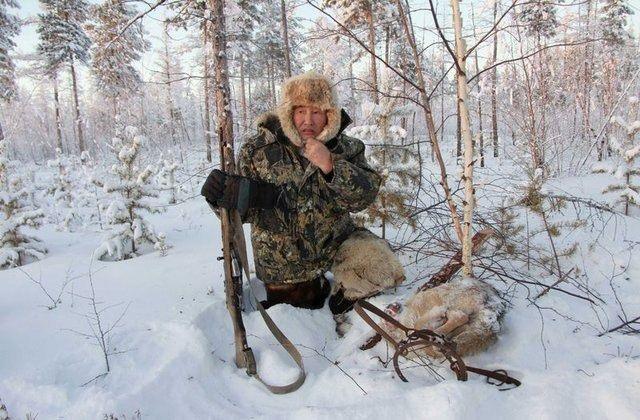 <p>Yakutsk o kadar soğuk ki, burada hiçbir tarım ürünü yetişmiyor. </p>

