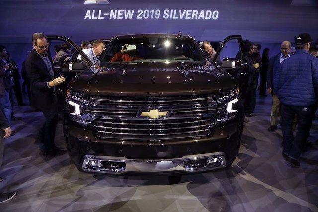 <p><strong>GM SILVERADO</strong></p>

<p> </p>

<ul>
</ul>

<ul>
</ul>
