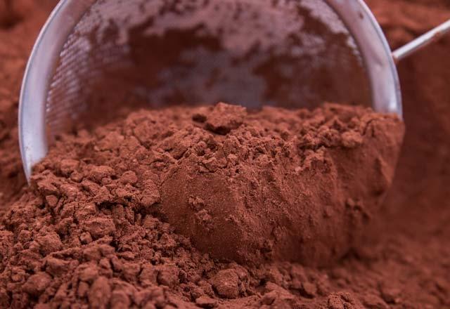 <p>Yapılan araştırmalara göre, kakao tüketimi kolon kanserine yakalanma riskini azaltıyor.</p>
