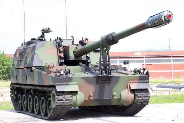 <p><strong>T-155 FIRTINA OBÜSÜ - TÜRK SİLAHLI KUVVETLERİ</strong><br />
<br />
F-16 uçaklarından sonra en etkili silah..</p>