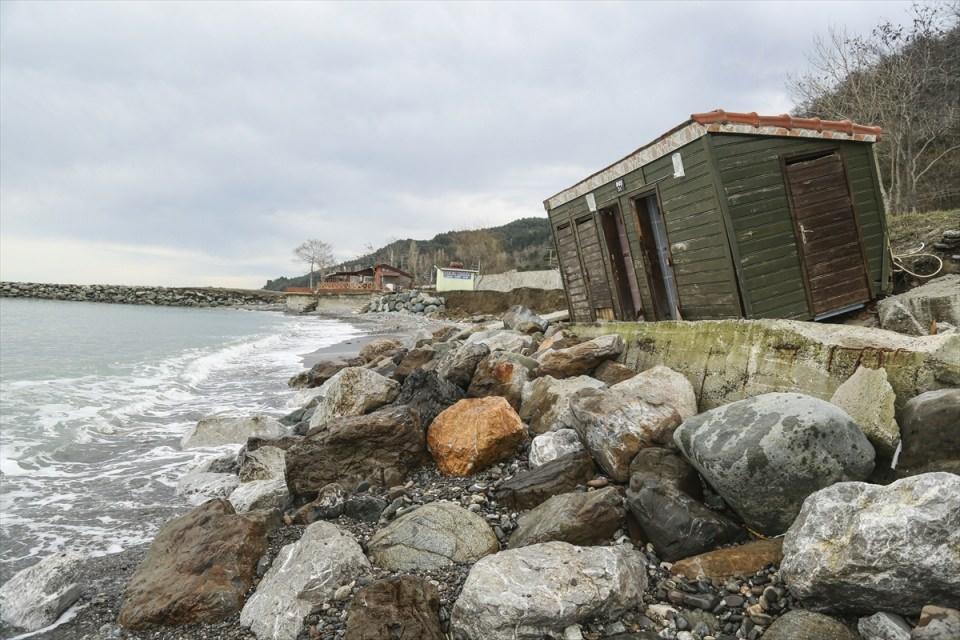 <p>Erdoğan, fırtına nedeniyle yalnızca altyapıda yaklaşık 100 bin liralık zarar meydana geldiğine işaret etti.</p>

<p> </p>

