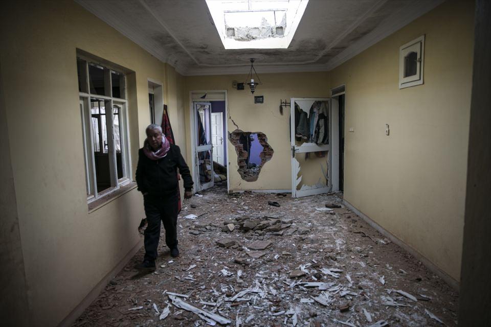 <p>Reyhanlı Belediye Başkanı Hüseyin Şanverdi, AA muhabirine yaptığı açıklamada, Zeytin Dalı Harekatı'nın kararlılıkla sürdüğünü söyledi.</p>