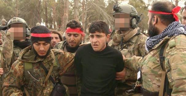<p>Çatışma sonrası ele geçirilen Burseya Dağı'nda Mehmetçik ve ÖSO birlikleri PKK/PYD'li teröristleri yakaladı.</p>