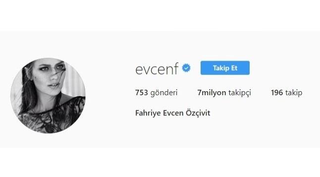<p><strong>İşte Fahriye Evcen'in yeni profili;</strong></p>
