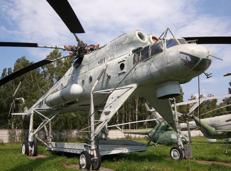 <p>Nakliye işlemi helikopterin gövdesinin içinde değilde, devasa 4 ayağın arasında taşınıyordu.</p>

<p> </p>
