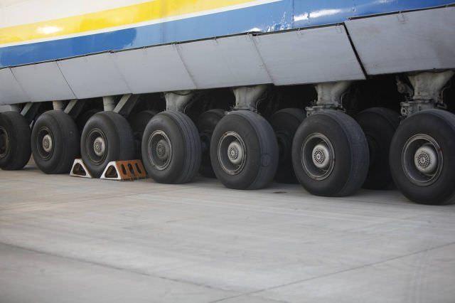 <p>Antonov An-225 Sovyetler Birliği'nin uzay mekiği olan Buran'ı ya da Türkçe ismiyle Boran'ı taşımak için geliştirildi.</p>
<p> </p>