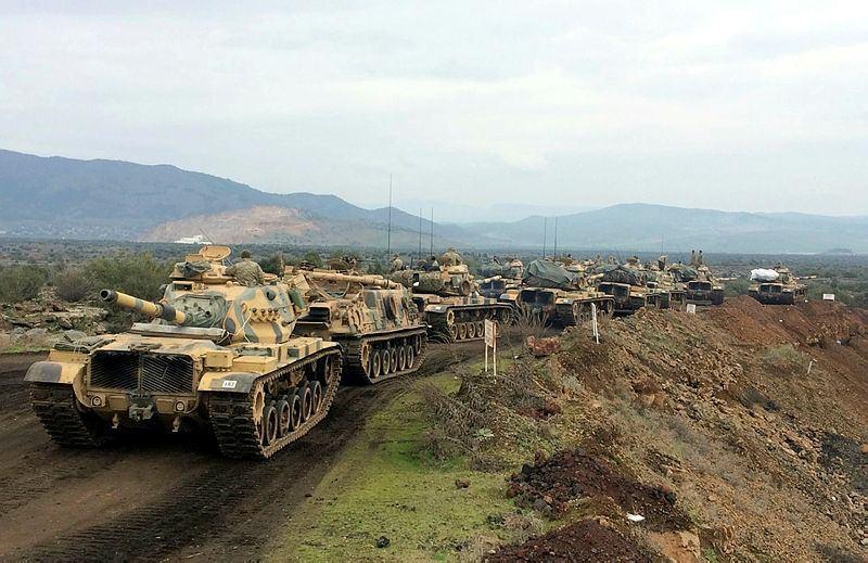 <p>ABD’nin 4 bin tır mühimmat gönderdiği YPG, Türkiye’nin geliştirdiği milli silahlar karşısında çaresiz kaldı. Darmadağın olan örgüt, kaçacak delik aradı.<br />
<br />
Peki harekat sırasında TSK hangi silahları kullandı? İşte o silahlar ve özellikleri...</p>