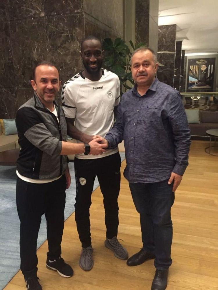 <p>Mustafa Yatabare - Karabükspor =====> Konyaspor ( Bonservissiz)</p>
<p> </p>
