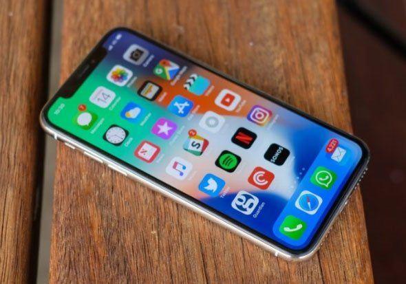 <p>Apple'dan 3 farklı iPhone X modeli geliyor! Bunlar; iPhone X2, iPhone X2 Plus ve LCD iPhone. Apple bu cihazlar için ekran boyutu çalışmalarında 5,85 inç'lik ve 6,46 inç'lik tasarımlar üzerine yoğunlaşıyor.</p>
<p> </p>