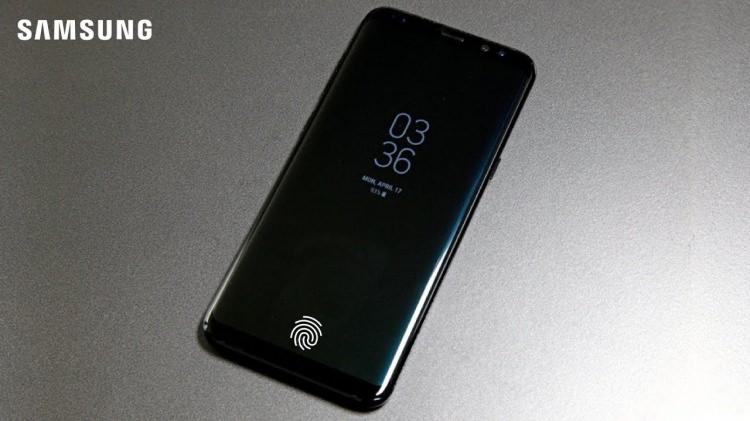 <p>Telefonun 8 MP ön kamerasının da hızlı ve yavaş çekim videolar kaydedebileceği belirtiliyor.</p>

<p> </p>
