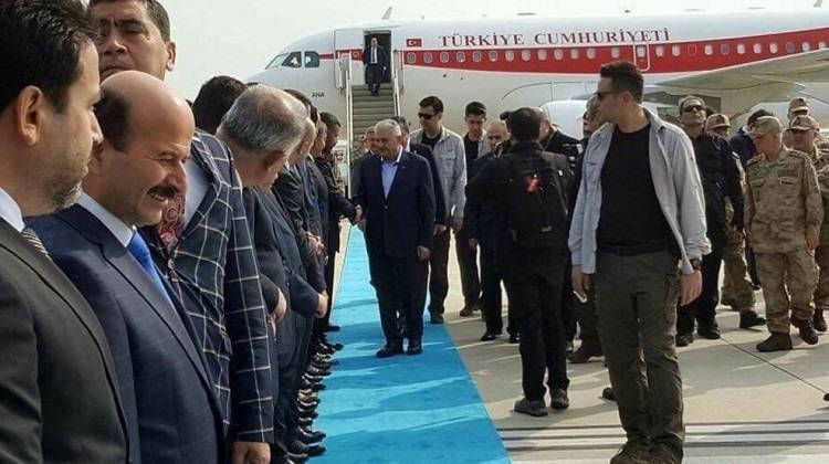 <p>Teröristlerce Suriye’den atılan roketin Kilis’e düşmesi sonucu hudut bölgesinde görevli Piyade Uzman Çavuş Ahmet Bayram şehit olmuştu.</p>