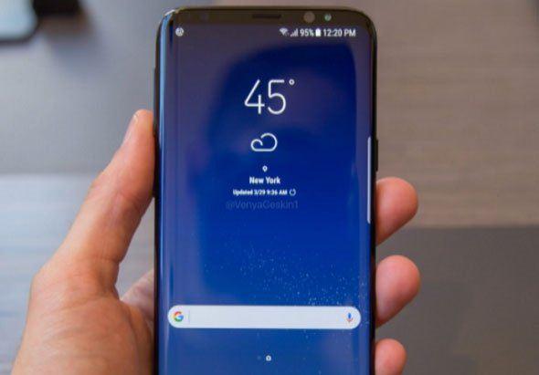 <p><strong>SAMSUNG GALAXY S9</strong></p>

<p>Samsung'un 25 Şubat tarihinde tanıtacağı Galaxy S9 ailesi, ABD'de Snapdragon 845 işlemci ile, Avrupa'da ise Samsung'un kendi işlemcisi Exynos 9810 ile sunulacak.</p>

<p> </p>
