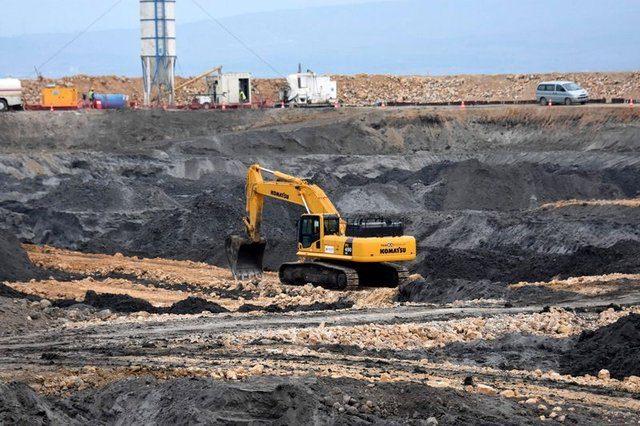 <p>Kaymakam Kılınçkaya, köprünün, Gelibolu'ya ekonomik bakımdan son derece fayda sağlayacağını ve deniz taşımacılığına olumsuz bir yönünün olmadığını da söyledi. </p>

<p> </p>
